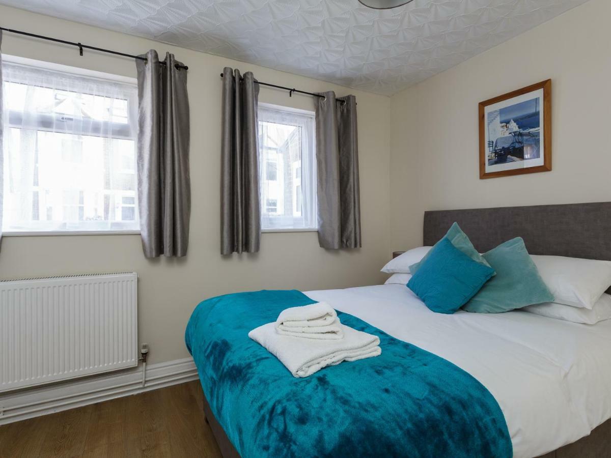 Stopover At Lowcay Apartment D With Allocated Parking Portsmouth Exterior foto